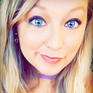 Meet your Posher, Candace